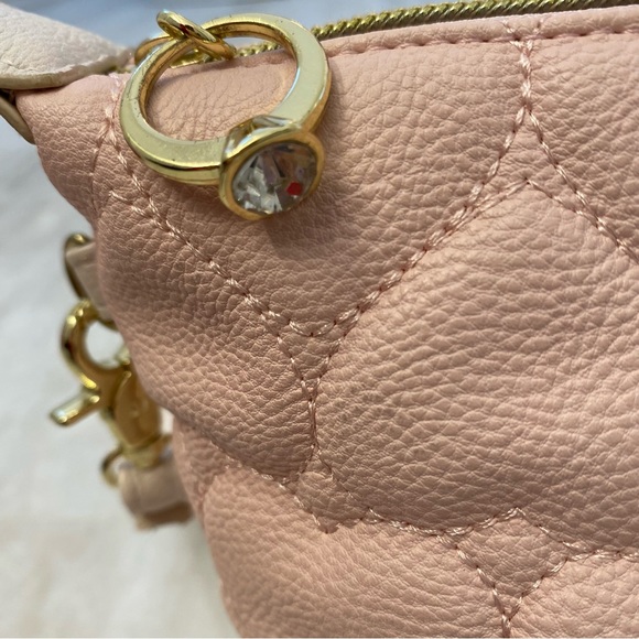 Betsey Johnson Pink Wristlet Cosmetic Zipper Pouch Bag Diamond Ring Hearts Bag - Picture 8 of 15
